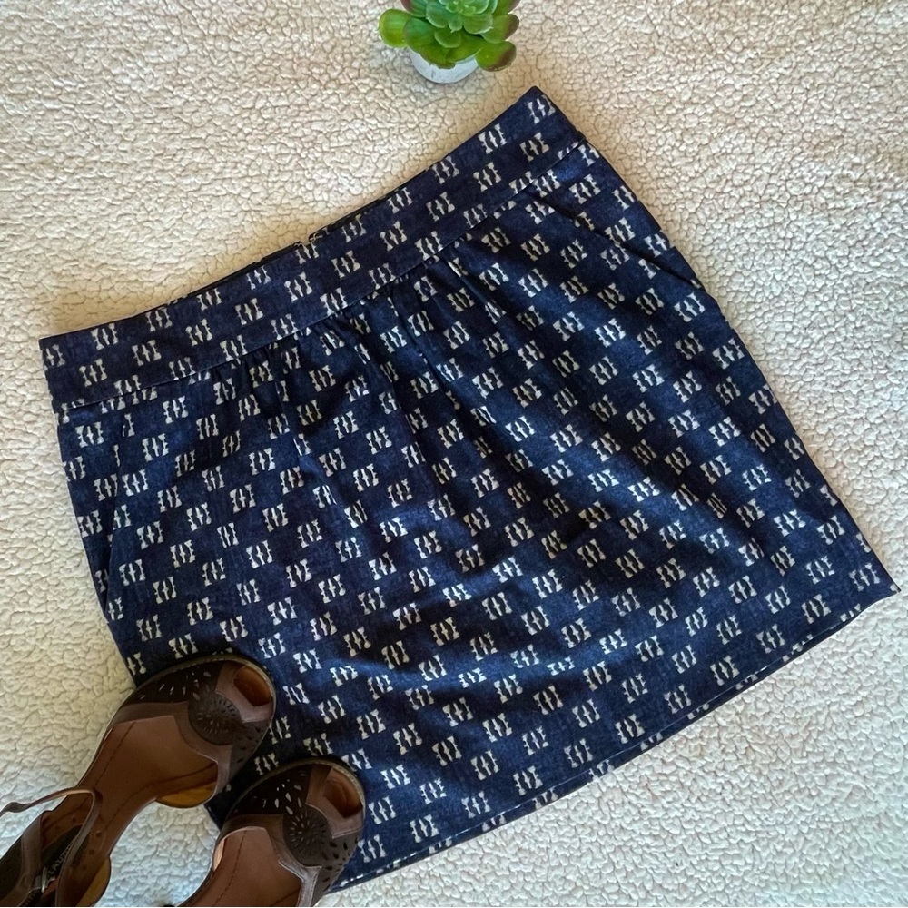 Gap Dark Blue Batik Pattern Mini Skirt Size 6
